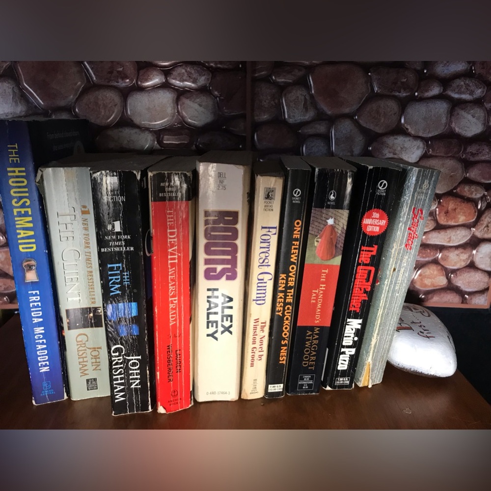 Random Vintage Lot 10 Stand Alone P/B Books I’ve Read Twice+ Something For All